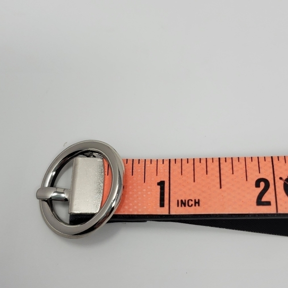 MNG MANGO SKINNY GREY ANIMAL CHEETAH PRINT BELT SILVER ROUND BUCKLE WOMEN MEDIUM - Picture 9 of 13